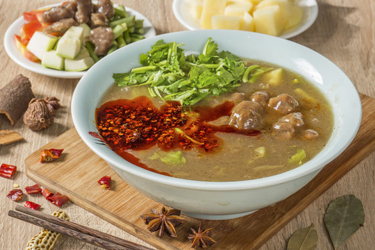 肉丸糊辣湯