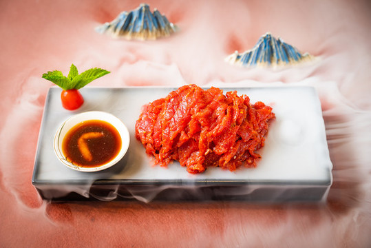 生拌牛肉