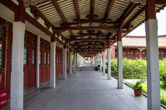 寺廟長廊