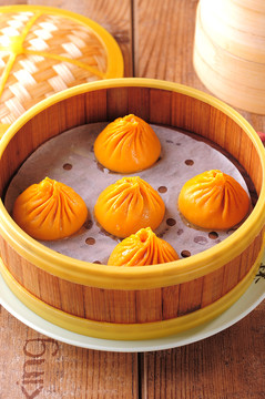 彩色灌湯包