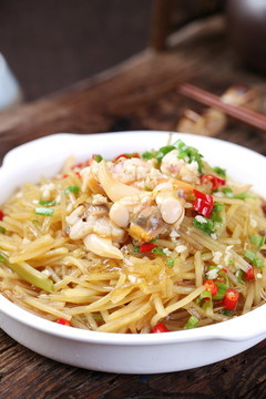 黃蜆子炒土豆絲
