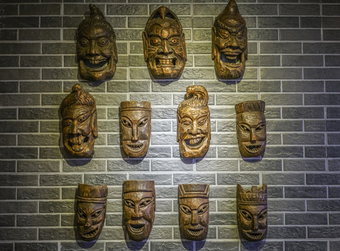 圖騰面具背景墻