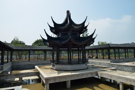 建設(shè)工地