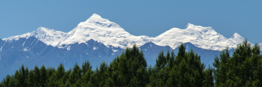 天山