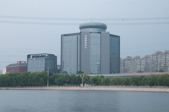 通惠河畔