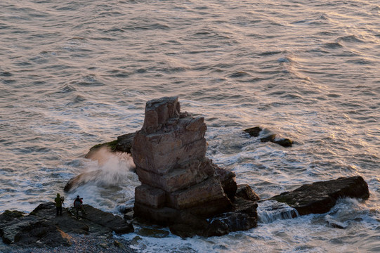 海島風(fēng)光大浪淘沙