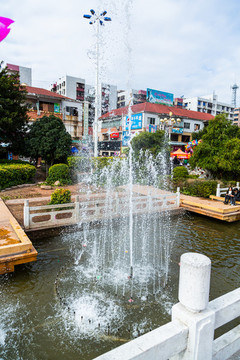 三影塔廣場(chǎng)噴泉