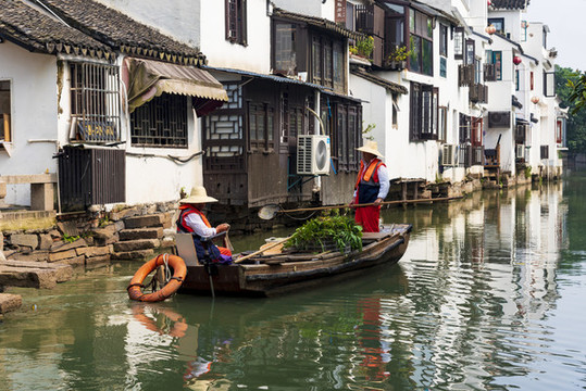 古鎮(zhèn)河道清潔