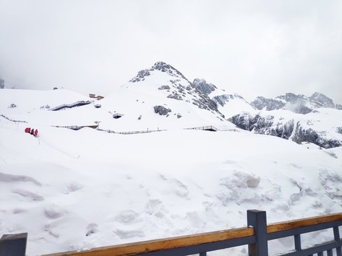 玉龍雪山