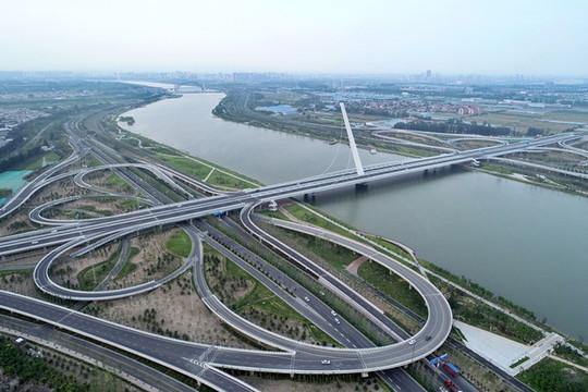 太原迎賓橋