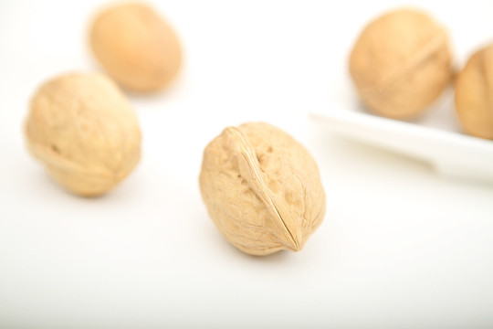 新疆紙皮核桃薄皮核桃特級(jí)