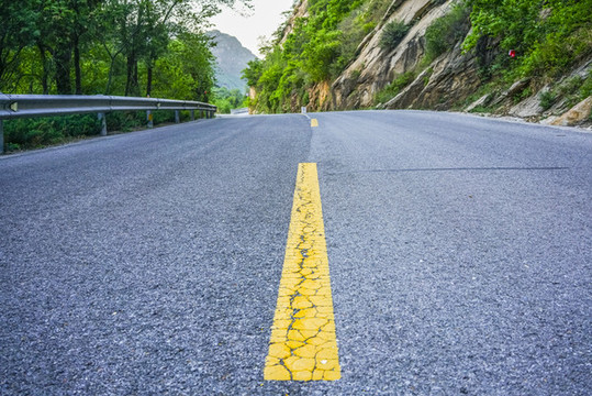 公路黃線高清大圖