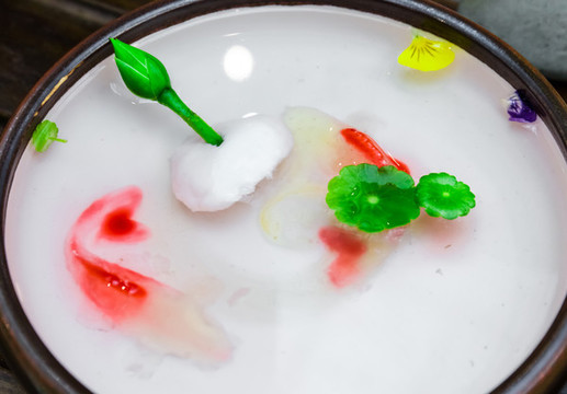 琥珀椰香雪蛤盅