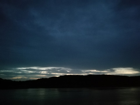 江河夜景夜色幽靜