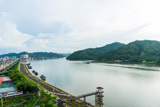 清遠(yuǎn)湞陽峽風(fēng)景區(qū)北江
