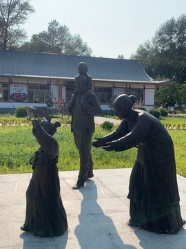 朝鮮族雕像