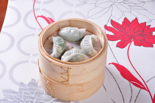 水晶雞肉韭菜餃