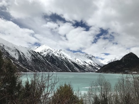 然烏湖