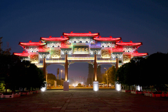 牌樓夜景