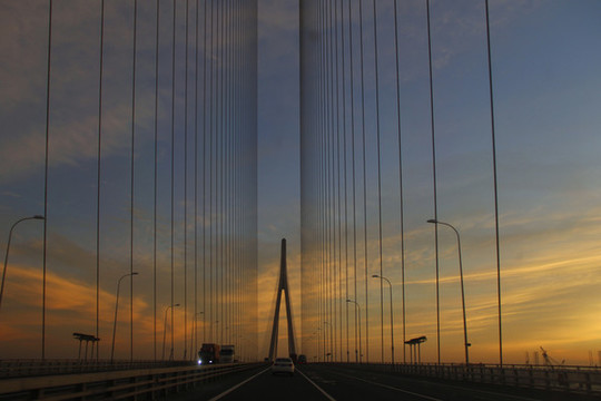 霞光云海大橋