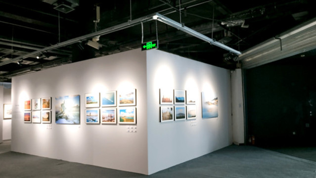 展廳的畫