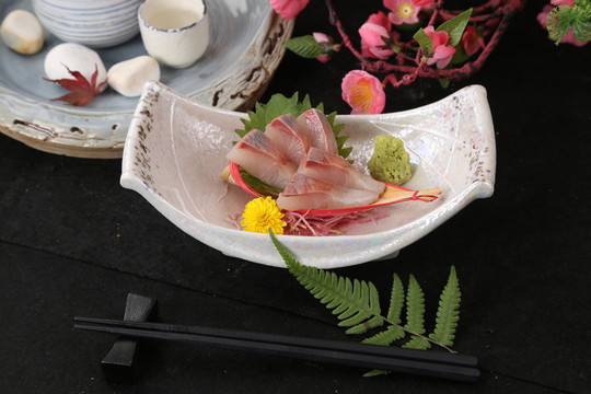 章紅魚(yú)刺身
