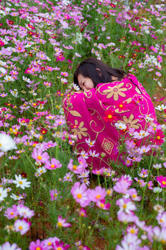 花叢中的姑娘