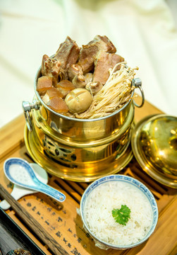 肉骨茶湯鍋