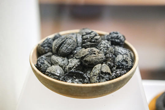 古羅馬燒焦的核桃
