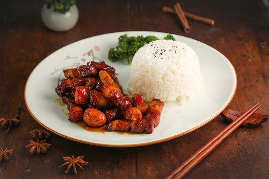 東坡肉飯