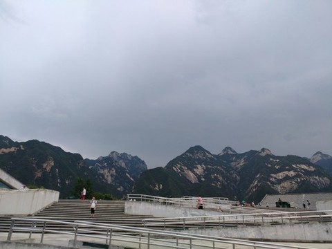 華山遠(yuǎn)景