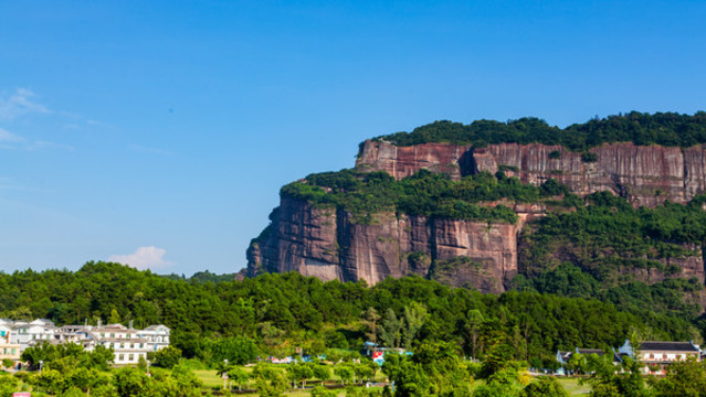 韶關(guān)丹霞山