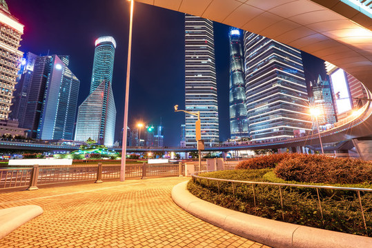 上海夜景現(xiàn)代建筑