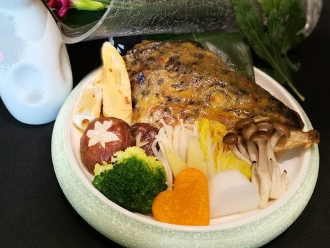 香辣北海道三文魚頭味噌燒