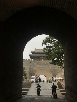 古城