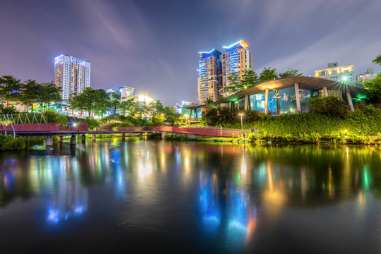中國臺灣臺中秋紅谷城市夜景