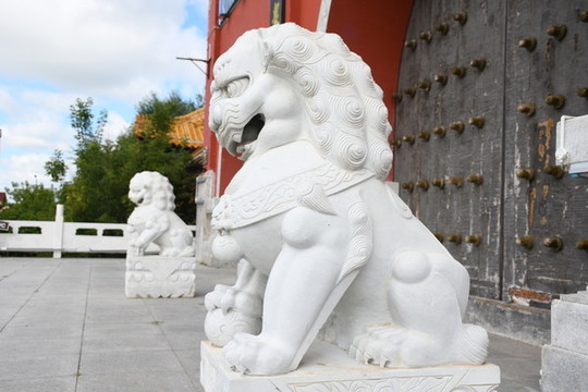 石雕大獅子