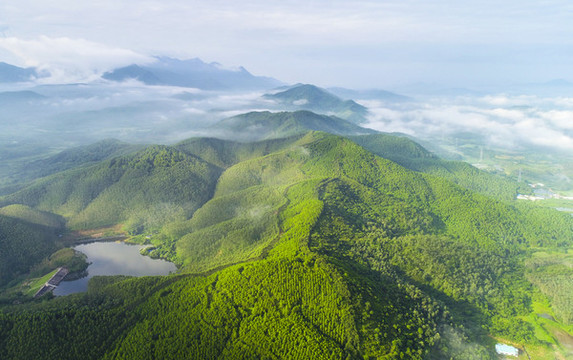 高山