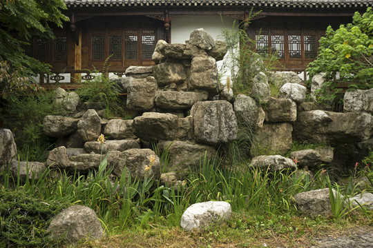 假山