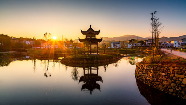 靈潭村