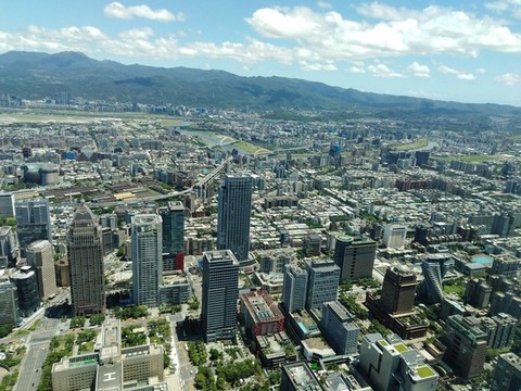 臺(tái)北101大樓俯瞰街道全景