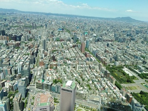 臺(tái)北101大樓俯瞰街道全景