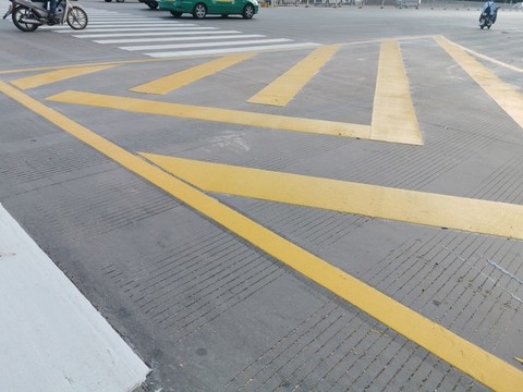 禁停區(qū)