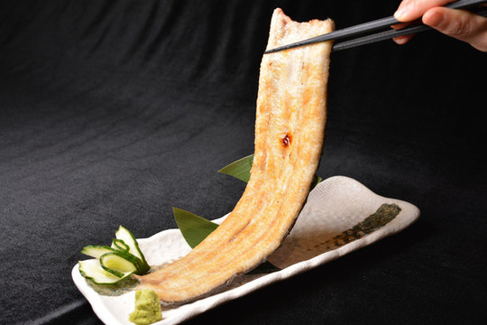 活鰻魚燒