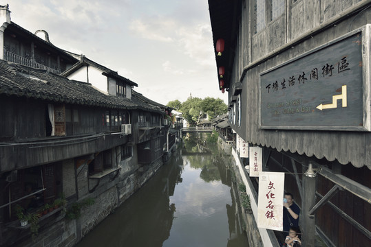 新場古鎮(zhèn)的下塘街區(qū)