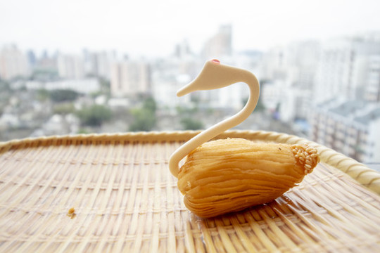 榴蓮天鵝酥