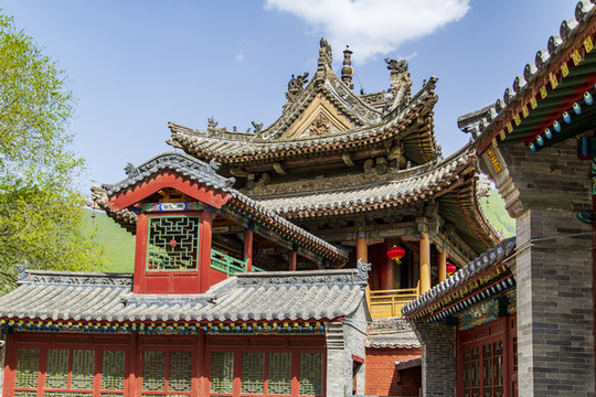 忻州五臺山顯通寺鐘樓