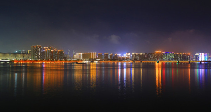 錢江新城南岸風(fēng)光