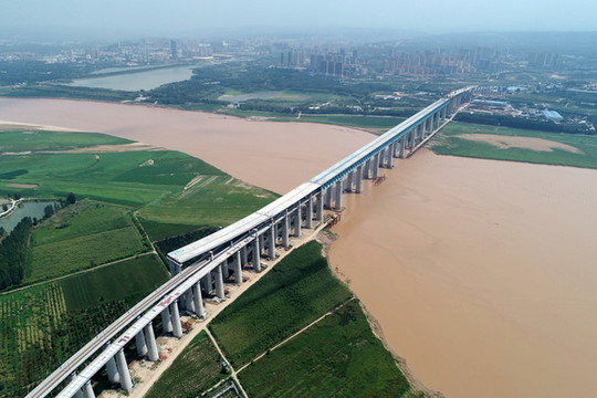 蒙華鐵路黃河特大橋
