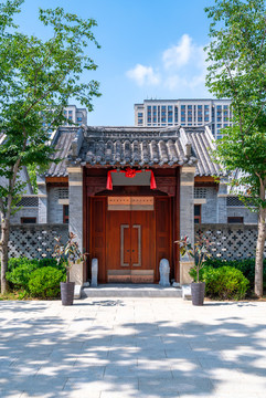 中式大門